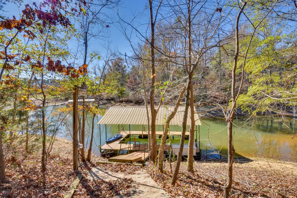 Waterfront Lake Hartwell Home w/ Dock & Fire Pit