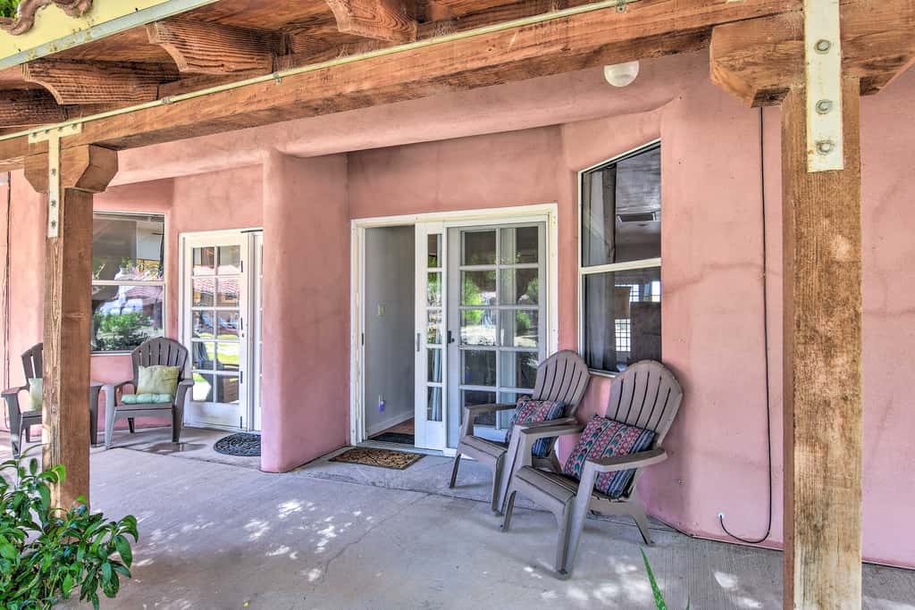 Single-Story Eloy Apartment w/ Patio Space!