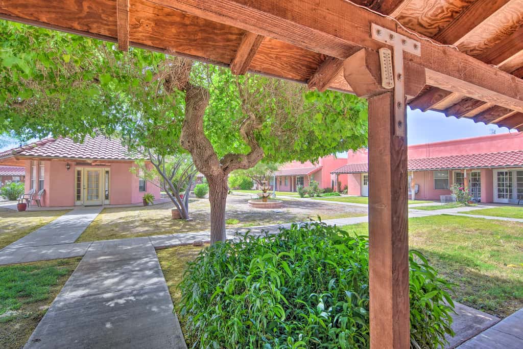 Single-Story Eloy Apartment w/ Patio Space!