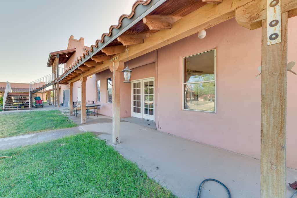 Eloy Vacation Rental w/ Community Pool & Courtyard