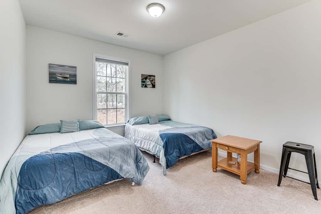 101 Reasons to Stay! Savannah Lakes Village Home