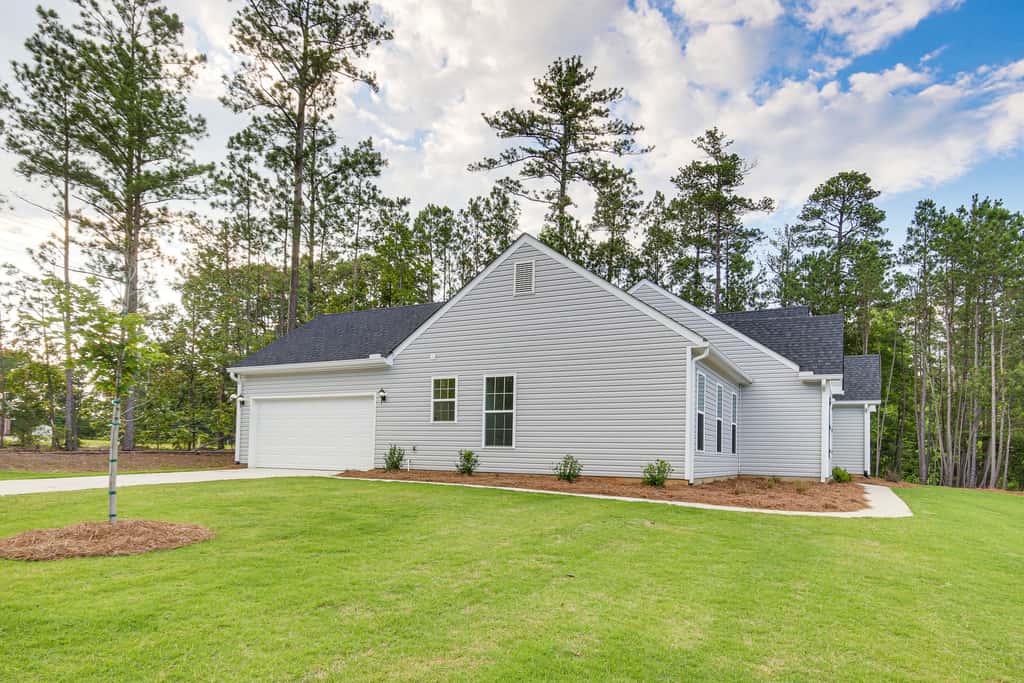 101 Reasons to Stay! Savannah Lakes Village Home