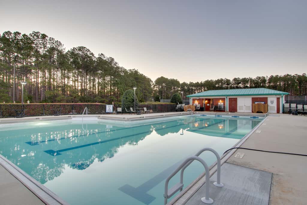 101 Reasons to Stay! Savannah Lakes Village Home