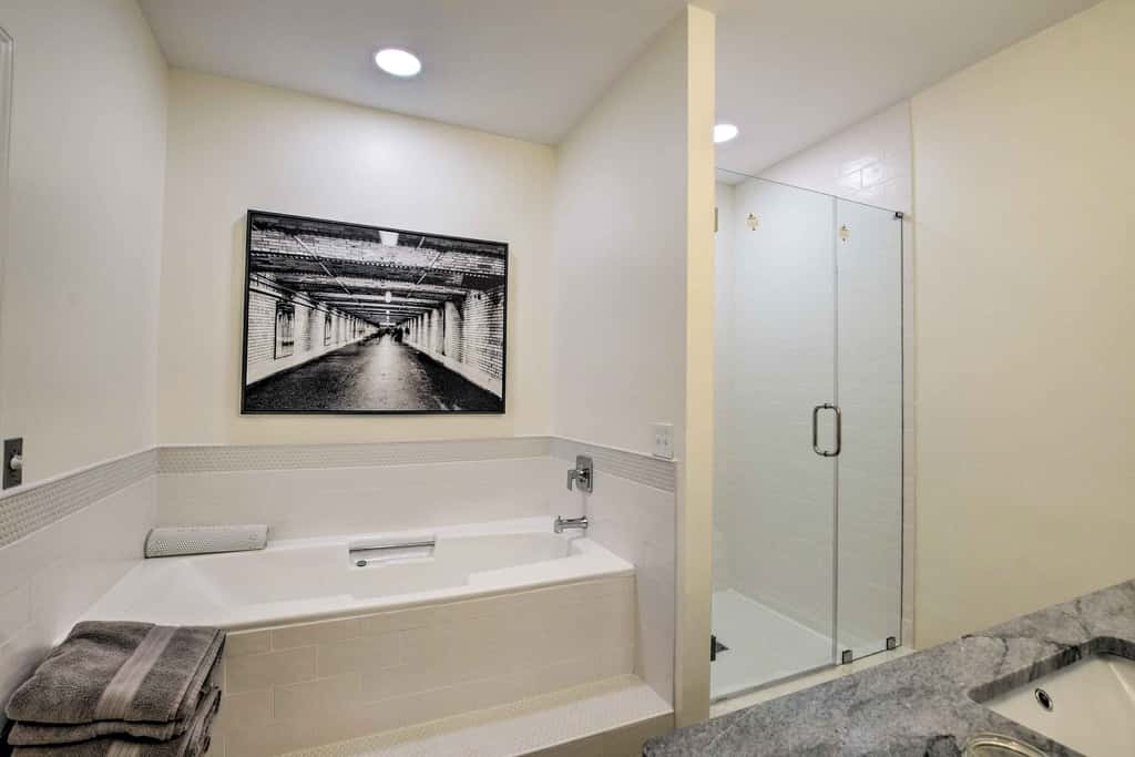 Keowee Keys Condo w/ Resort Amenities Access!