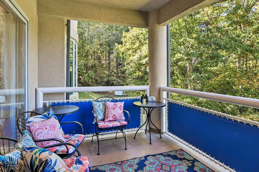 Keowee Keys Condo w/ Resort Amenities Access!