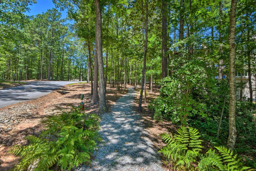 Keowee Keys Condo w/ Resort Amenities Access!
