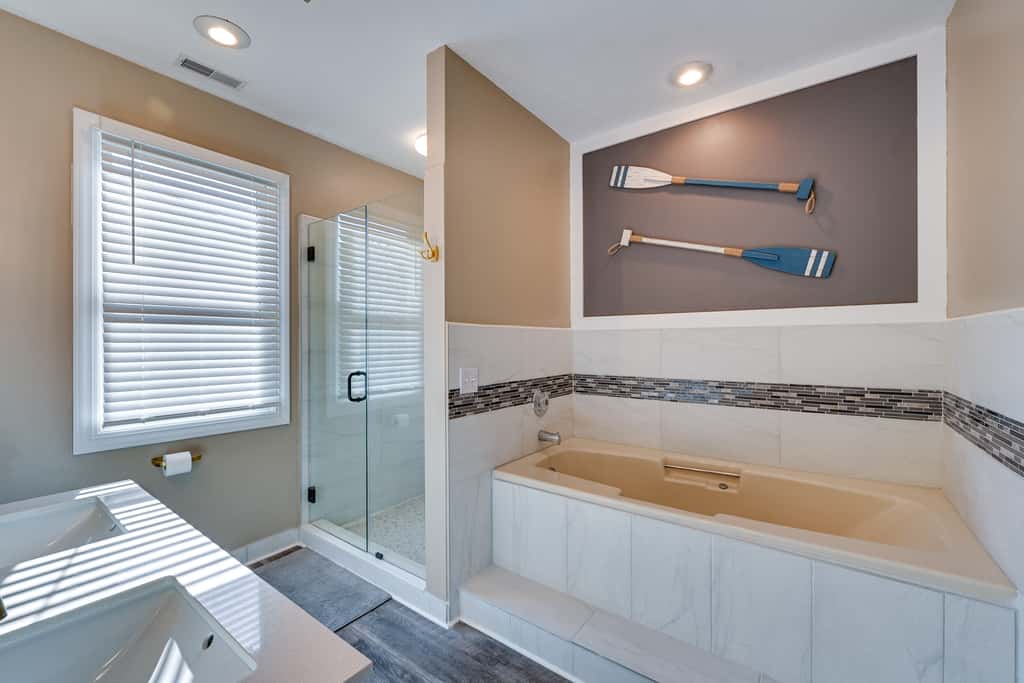 Lake Keowee Condo: Resort Pools & Lake Access!
