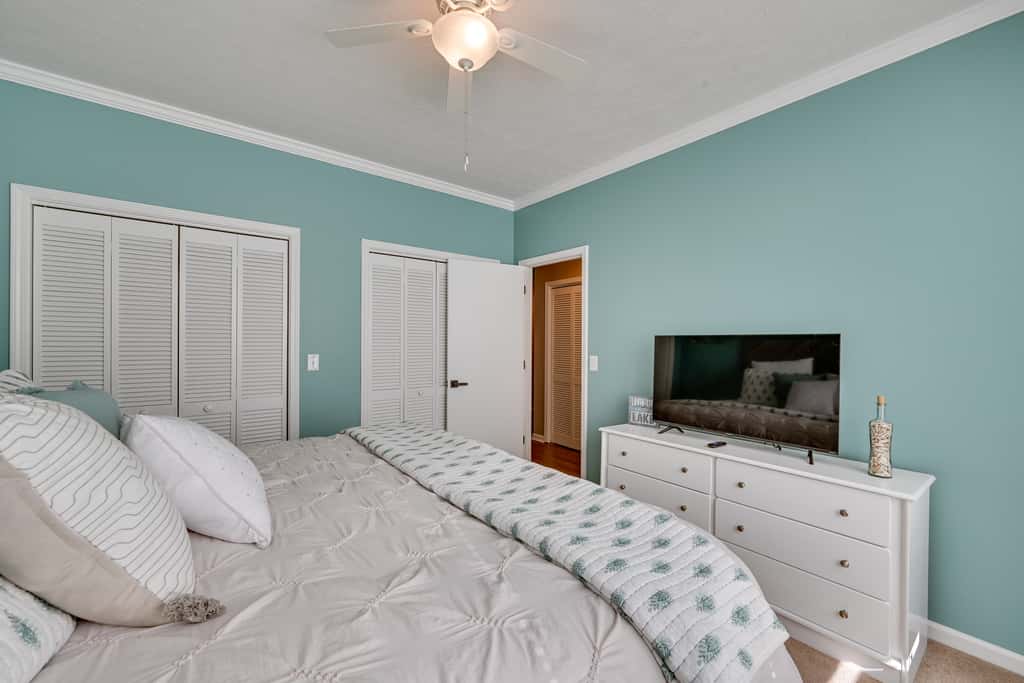 Lake Keowee Condo: Resort Pools & Lake Access!