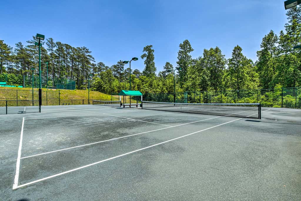 Lake Keowee Condo: Resort Pools & Lake Access!