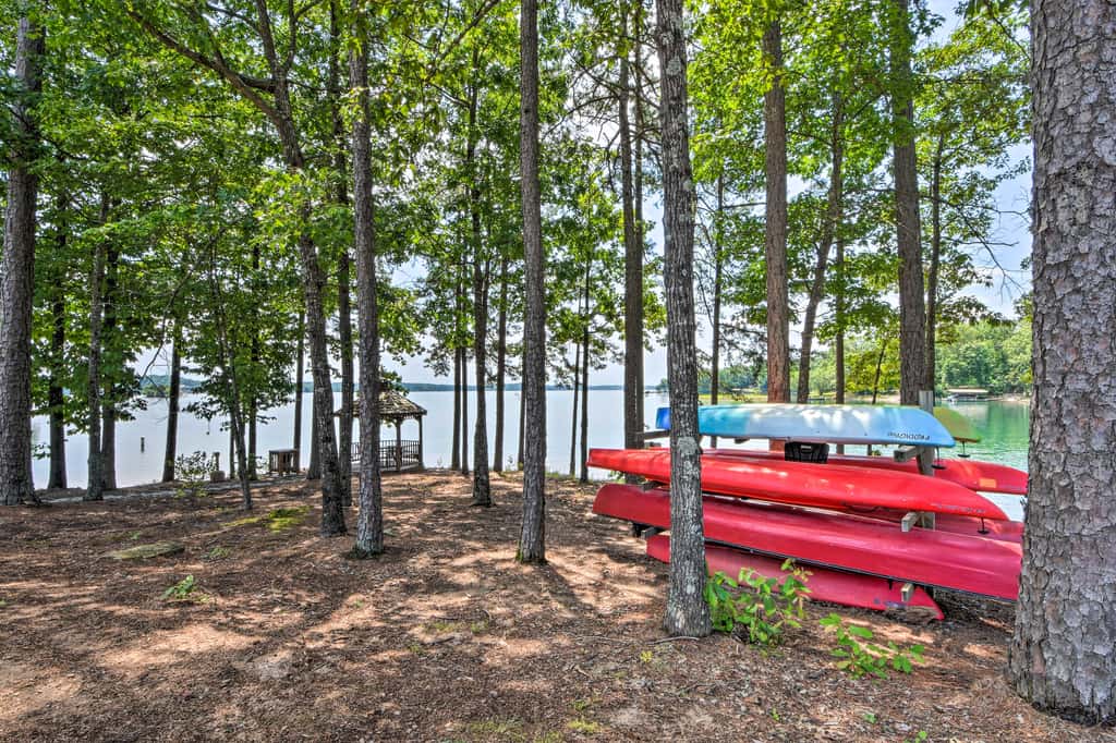 Lake Keowee Condo: Resort Pools & Lake Access!