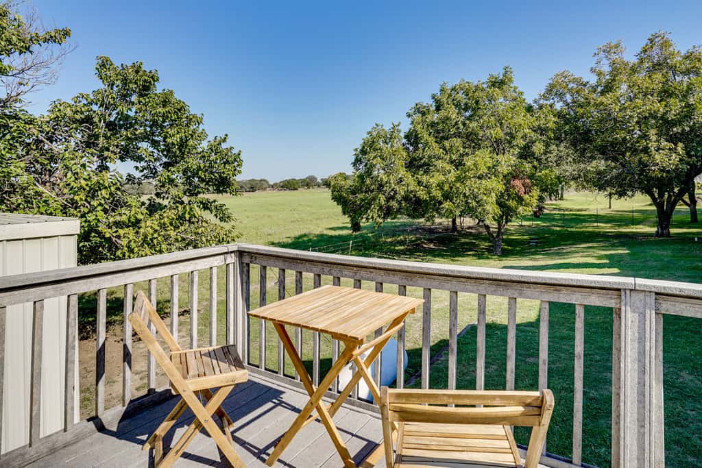 Pool, Fire Pit! Farm Retreat Near Dwtn Weatherford