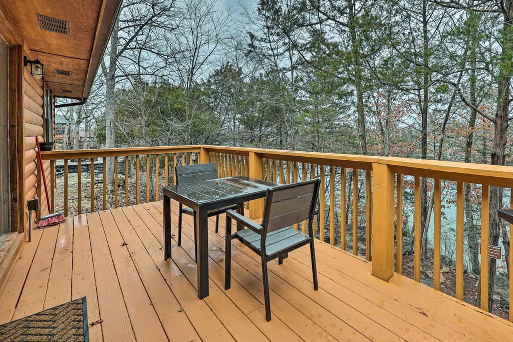 Lake Views: Table Rock Lake Retreat w/ Fenced Yard