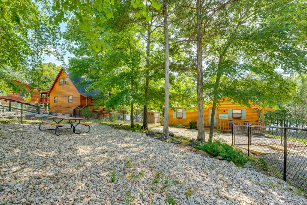 Lake Views: Table Rock Lake Retreat w/ Fenced Yard