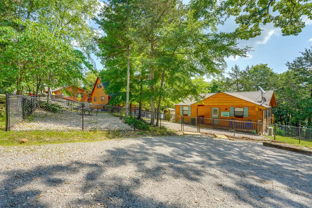 Lake Views: Table Rock Lake Retreat w/ Fenced Yard