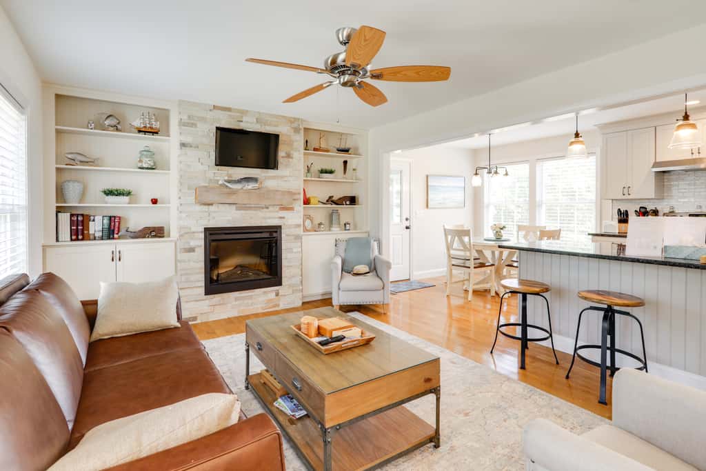 Walk to Pawcatuck River: Family-Friendly Home!