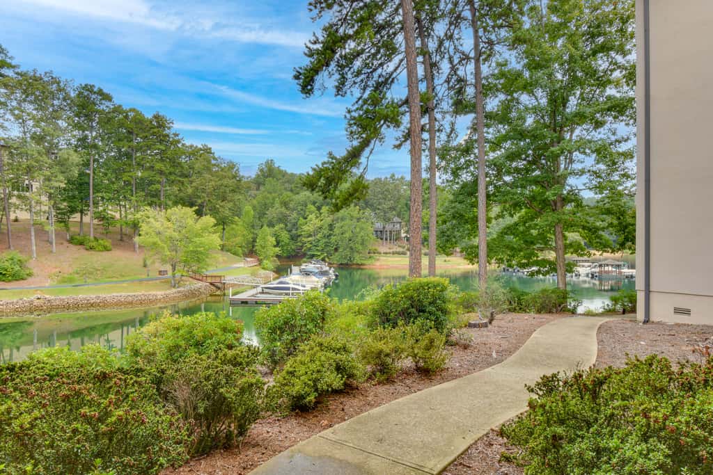 Lake Keowee Resort Condo w/ Fantastic View