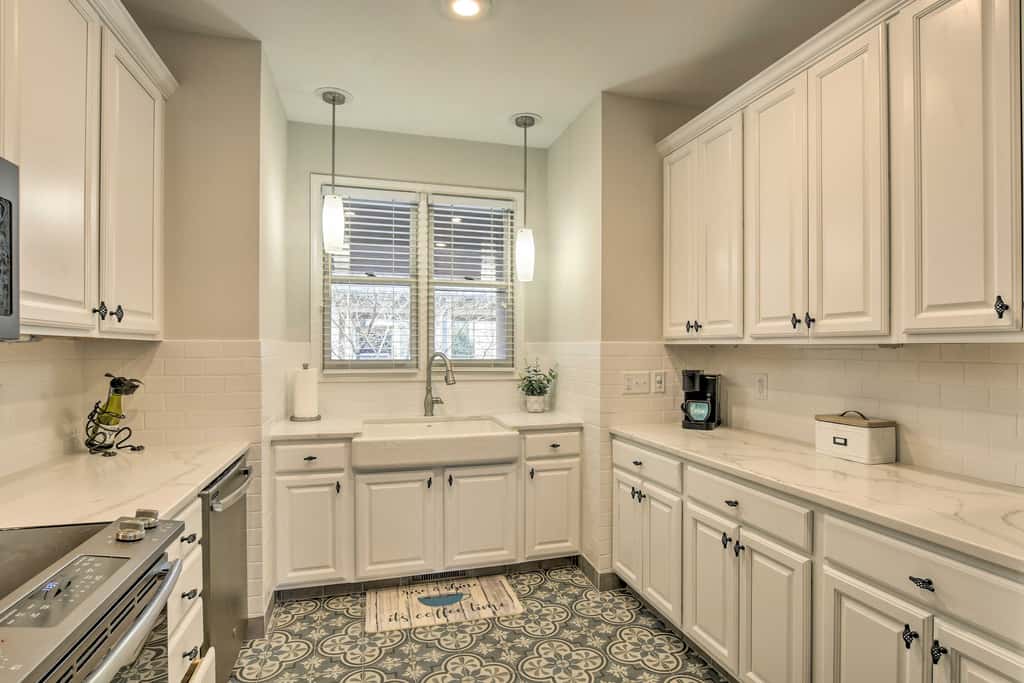 Lake Keowee Resort Condo w/ Fantastic View