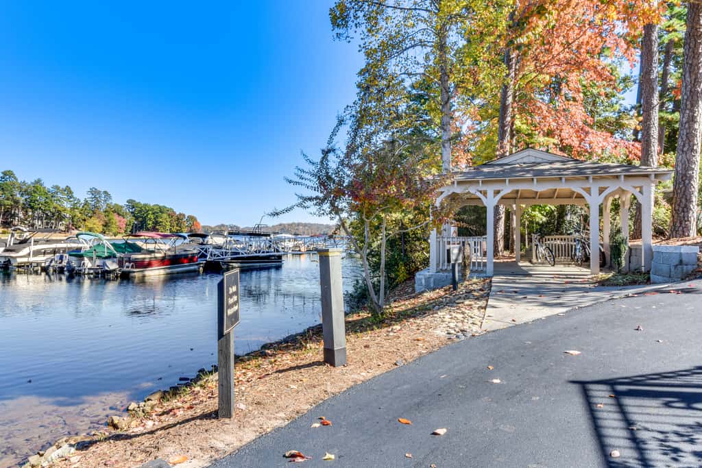 Boat, Golf & Swim: Keowee Key Condo w/ Lake Views