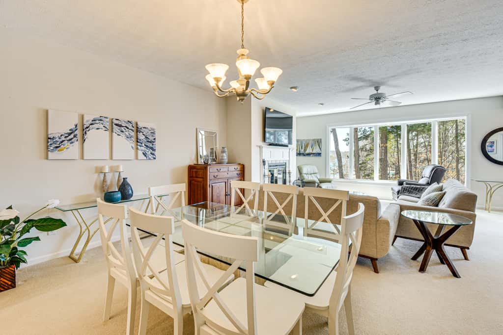 Boat, Golf & Swim: Keowee Key Condo w/ Lake Views
