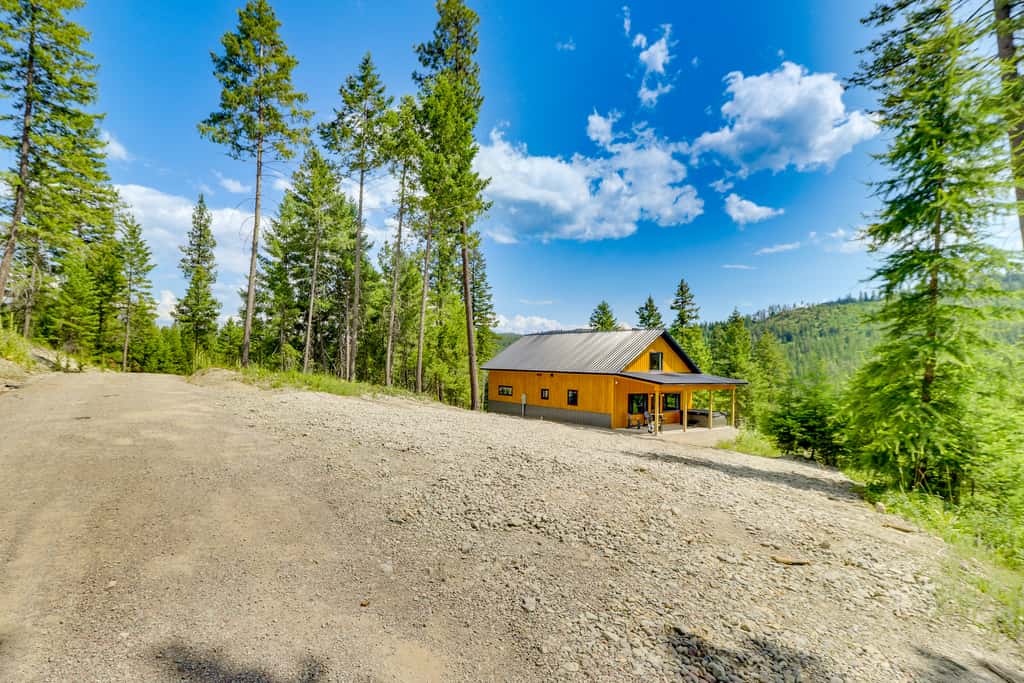Modern Lakeside Cabin w/ Mountain Views & Hot Tub!