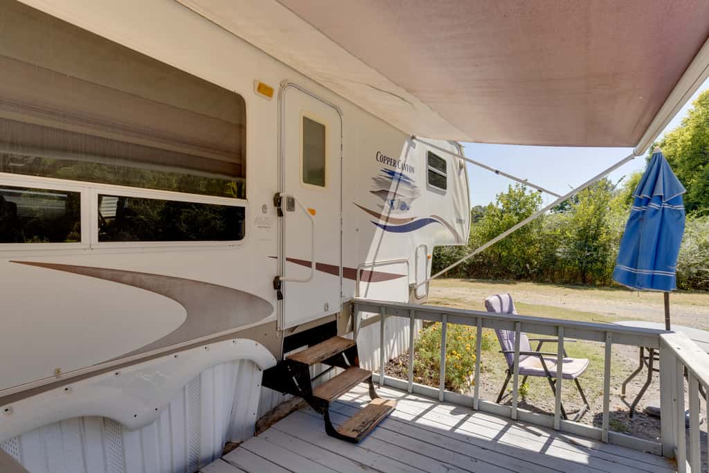 2 Mi to Lake Guntersville: Peaceful Camper Home
