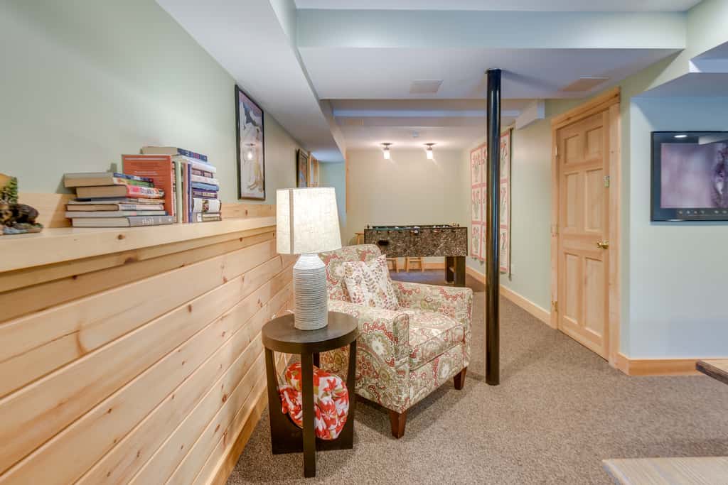 All-Season Log Cabin Escape! 11 Mi to Cranmore Mtn