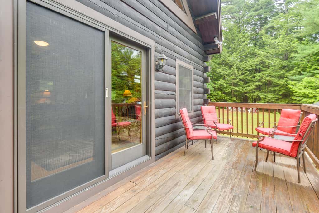 All-Season Log Cabin Escape! 11 Mi to Cranmore Mtn