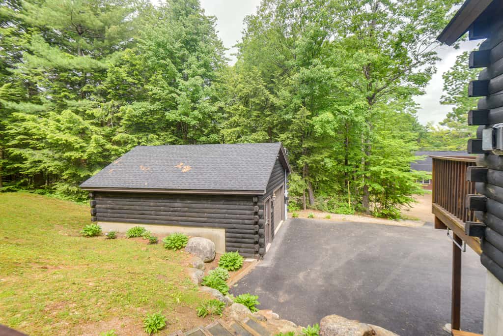 All-Season Log Cabin Escape! 11 Mi to Cranmore Mtn