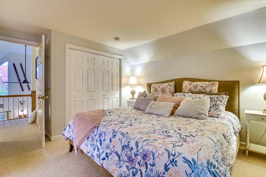 Hot Tub & Private Beach Access! Conway Home