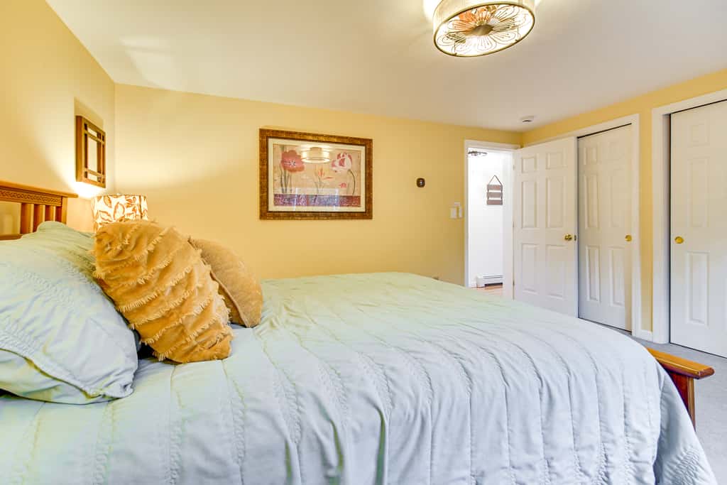 Hot Tub & Private Beach Access! Conway Home