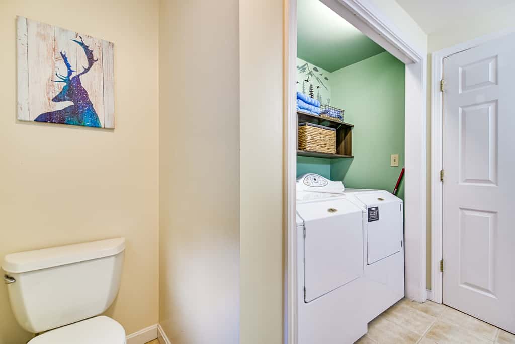 Hot Tub & Private Beach Access! Conway Home