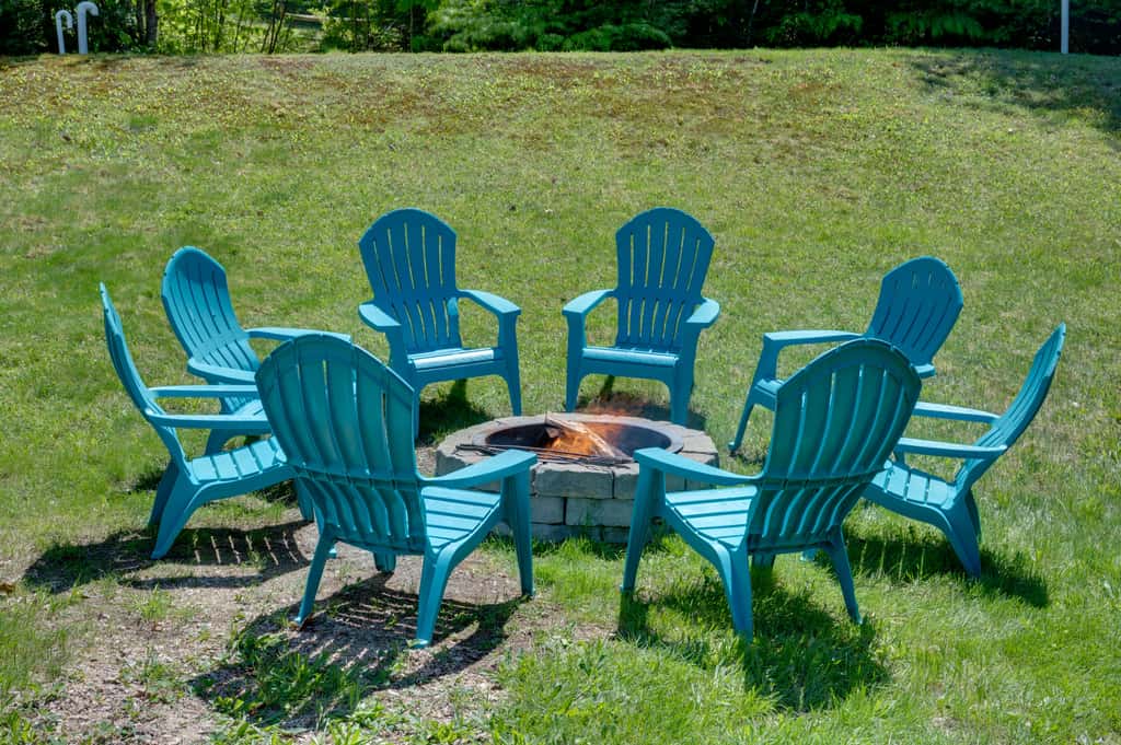 Hot Tub & Private Beach Access! Conway Home