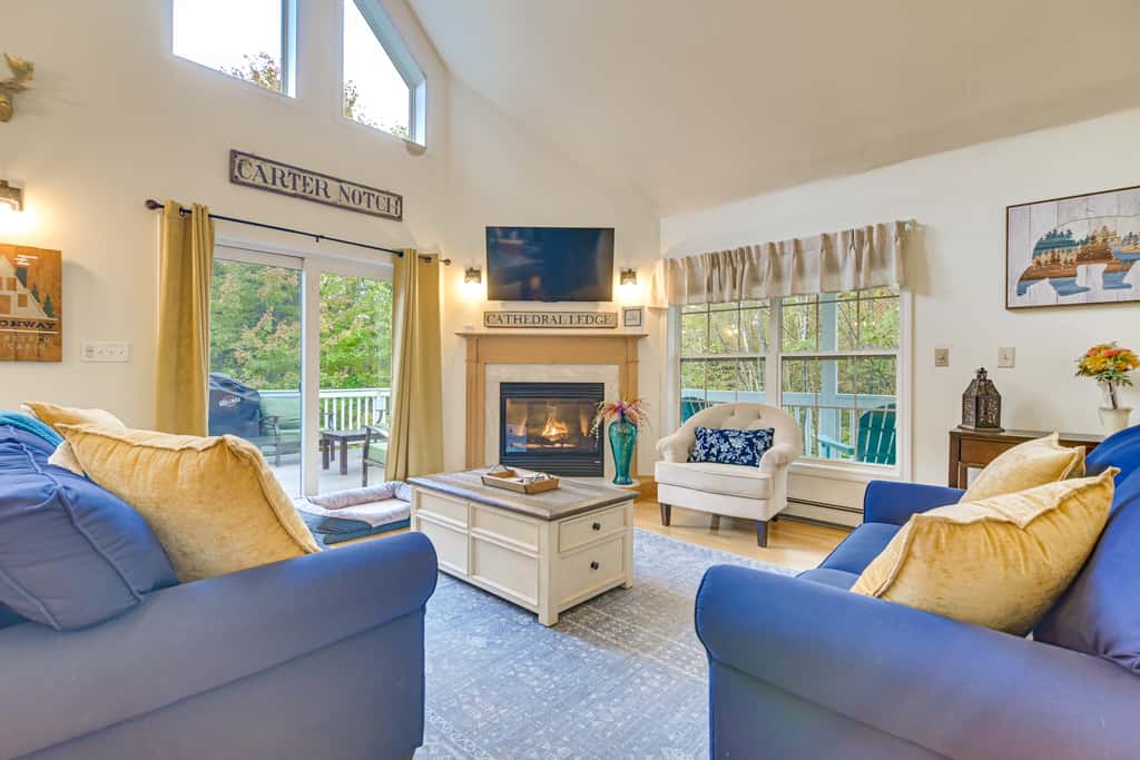 Hot Tub & Private Beach Access! Conway Home