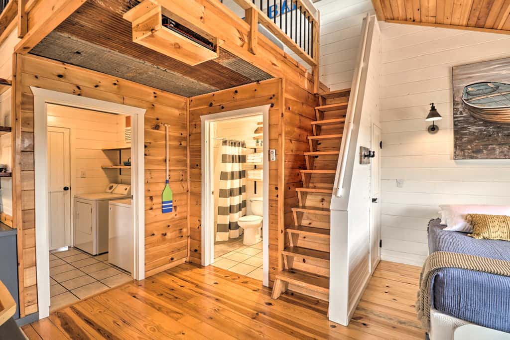 Updated Mtn View Studio w/ Loft - Near River!