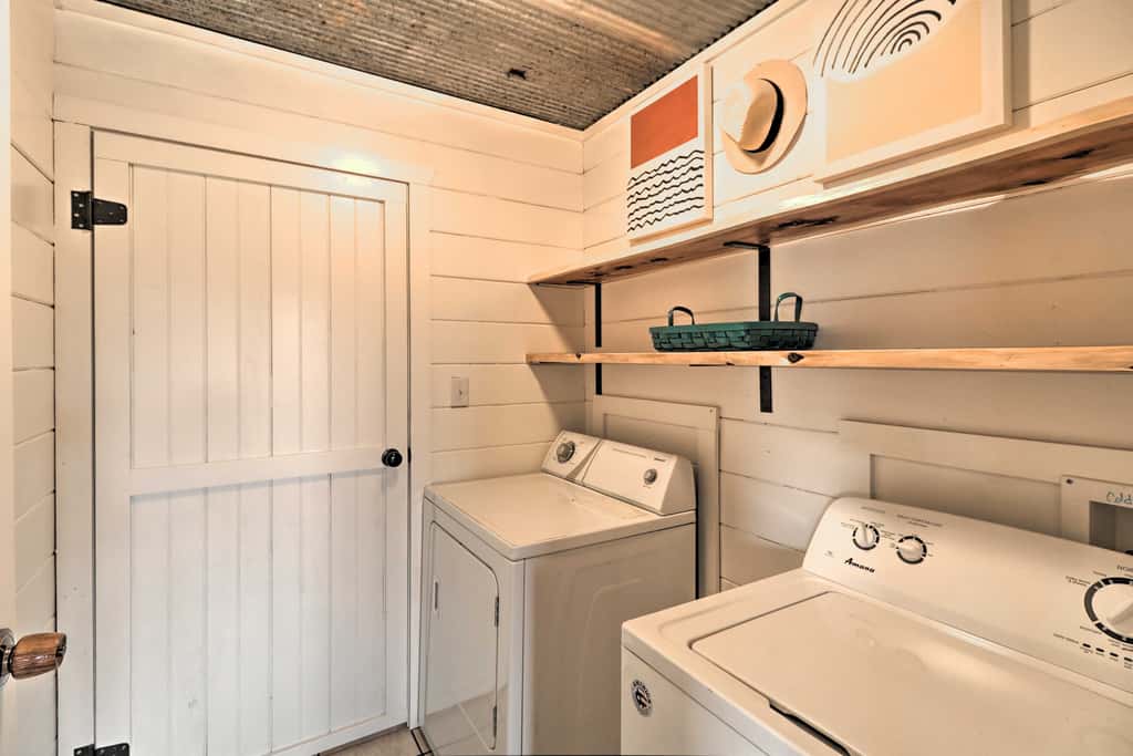 Updated Mtn View Studio w/ Loft - Near River!