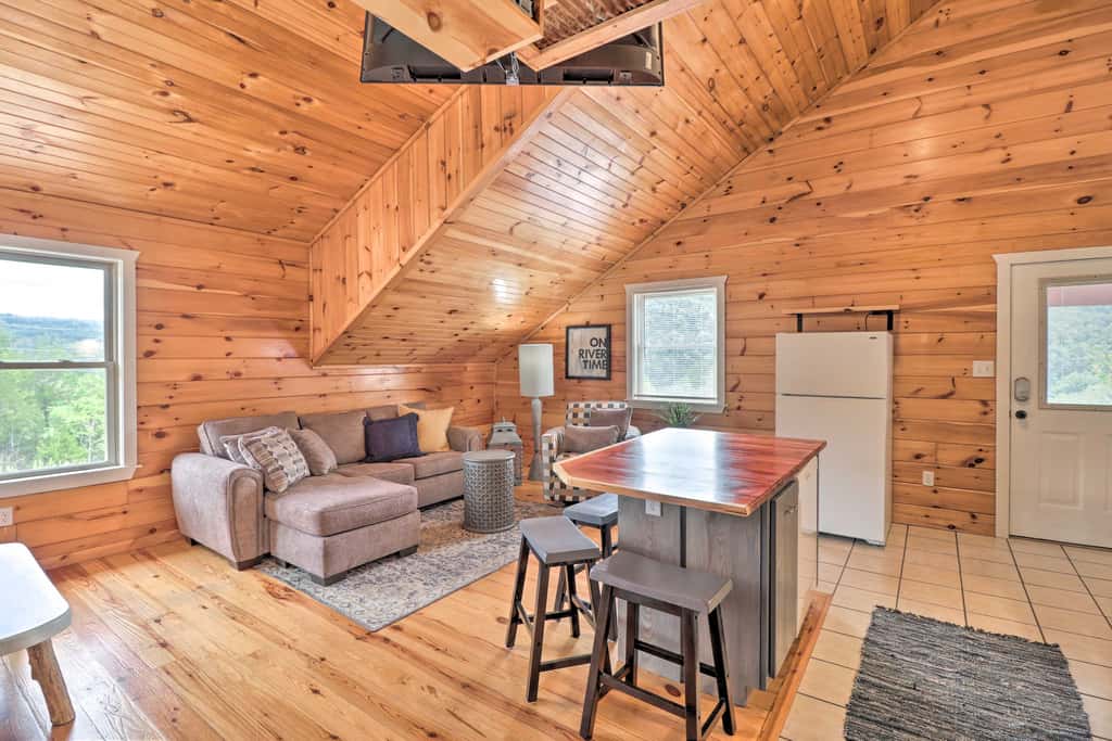 Updated Mtn View Studio w/ Loft - Near River!