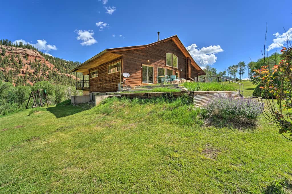 Direct Hiking Access: Riverfront Dolores Home!