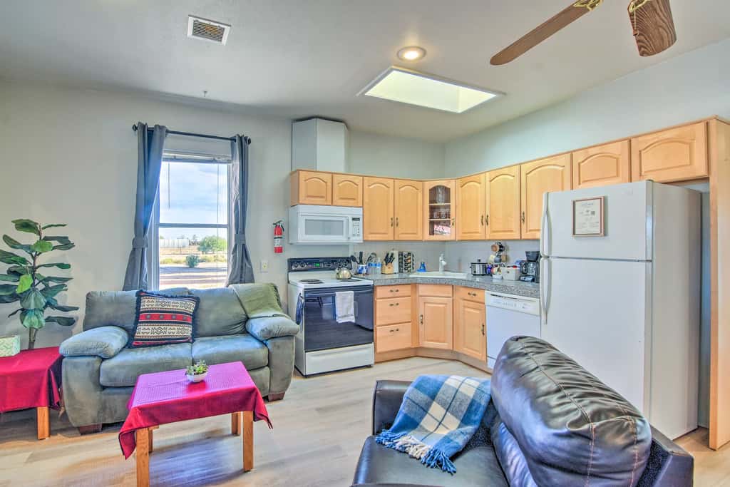 Rejuvenating Retreat w/ Ideal Eloy Location!