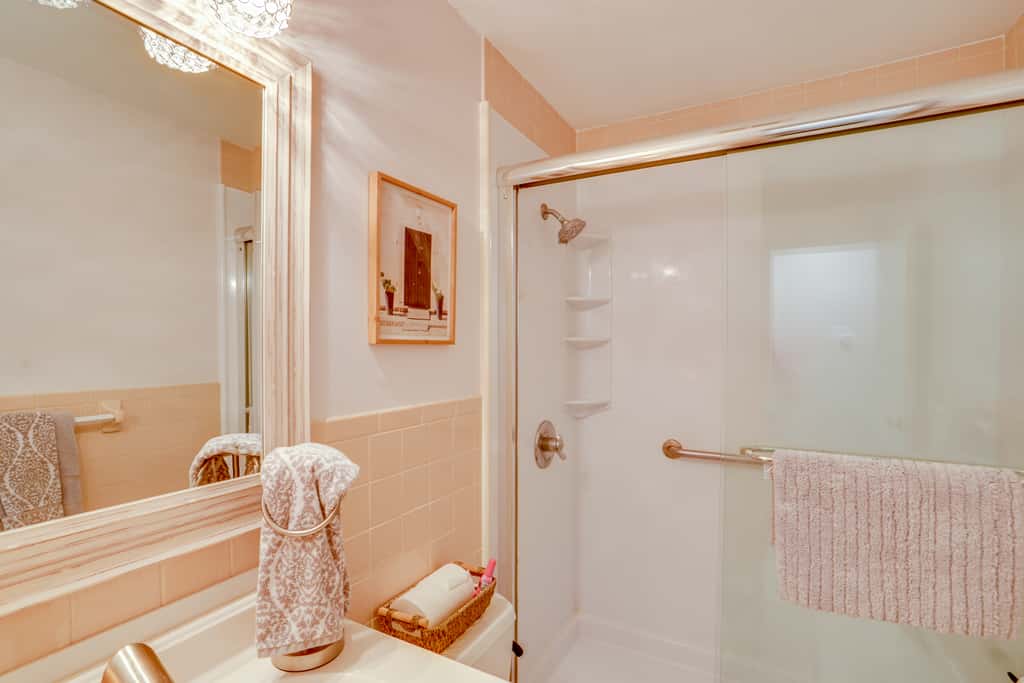 Saratoga Springs Haven w/ Pool + Fire Pit!