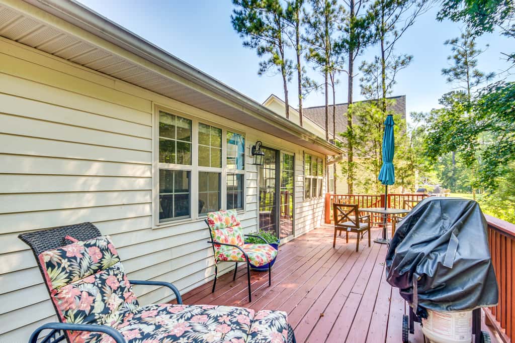 Lovely McCormick Home in Savannah Lakes Village