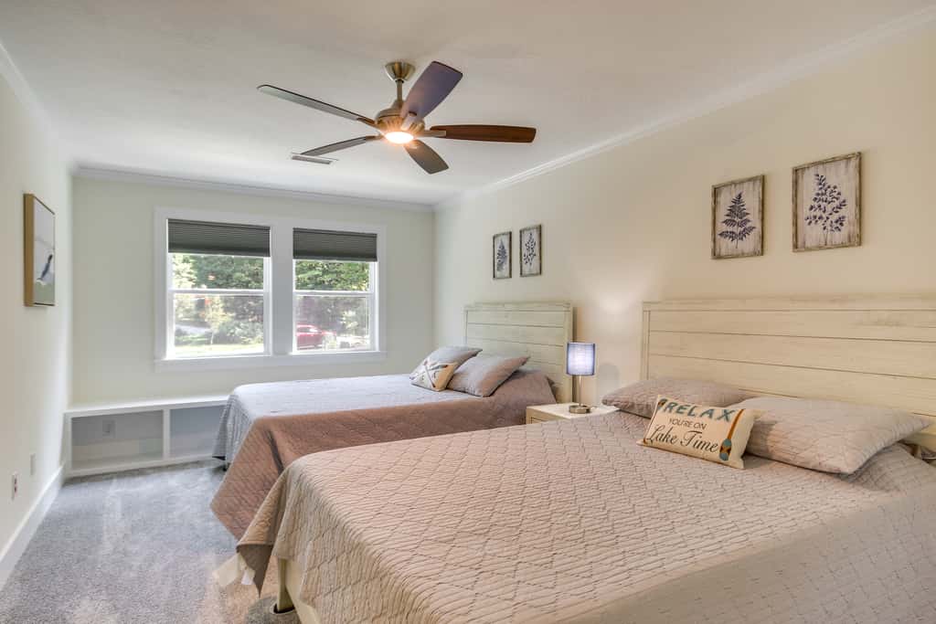 Lakefront McCormick Retreat w/ Patio & Views