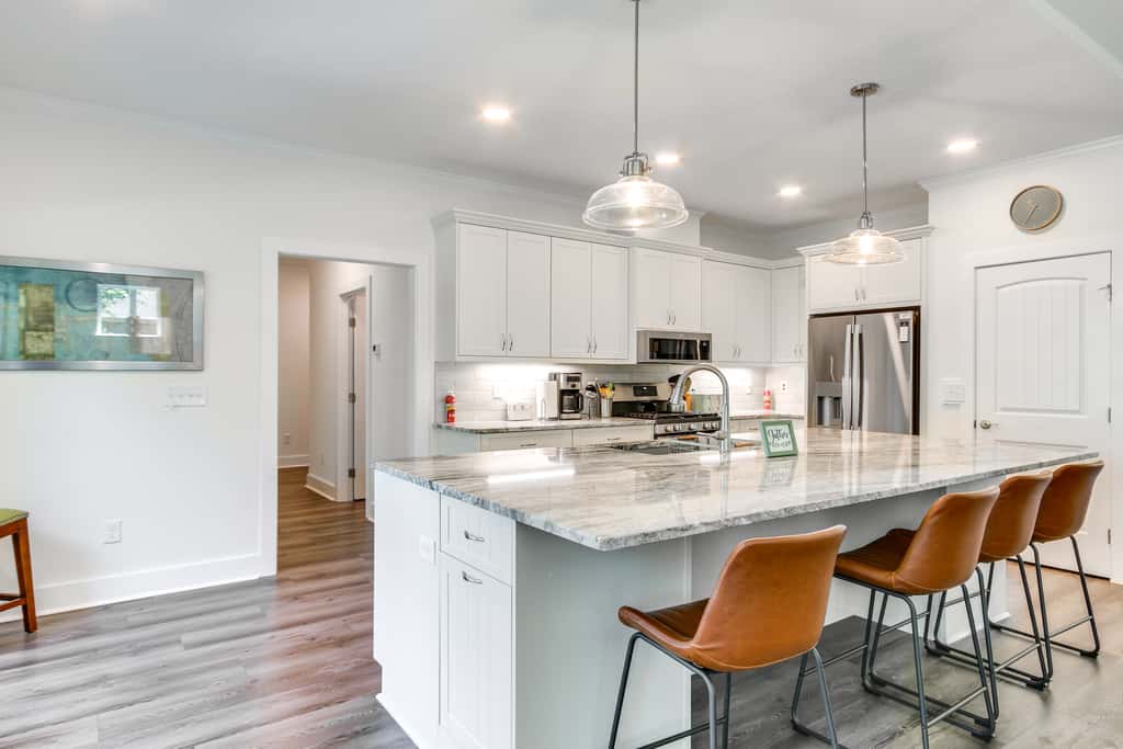Lakefront McCormick Retreat w/ Patio & Views