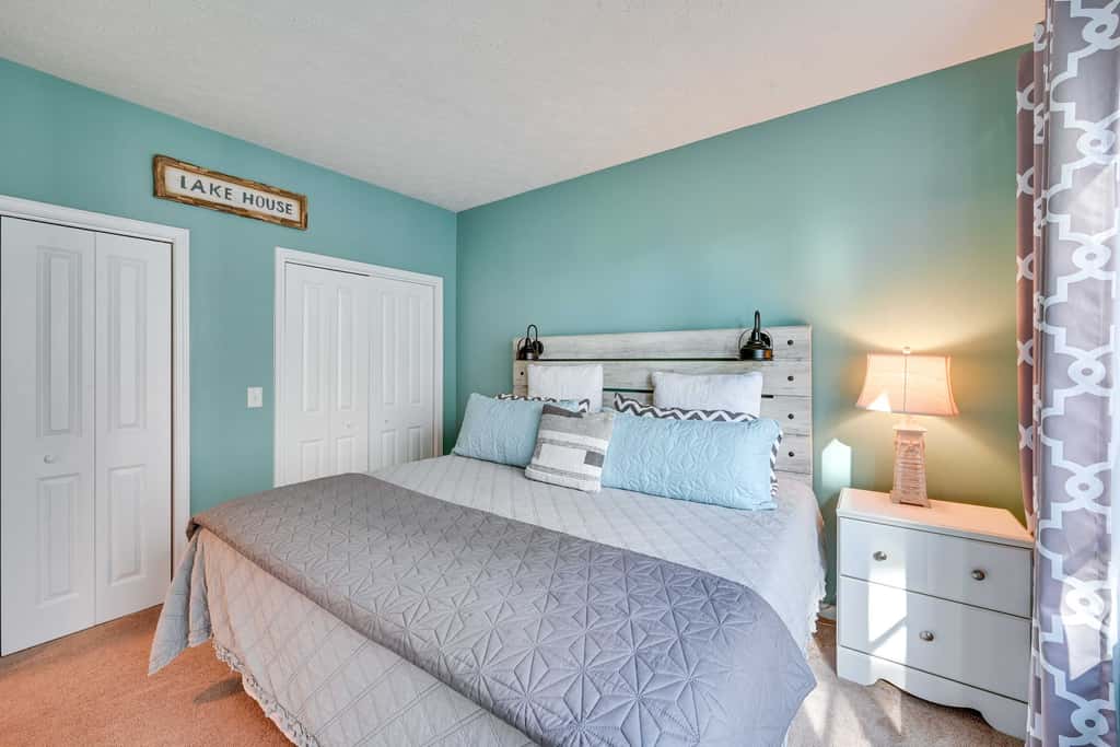 Lake Keowee Condo w/ Balcony & Resort Amenities!