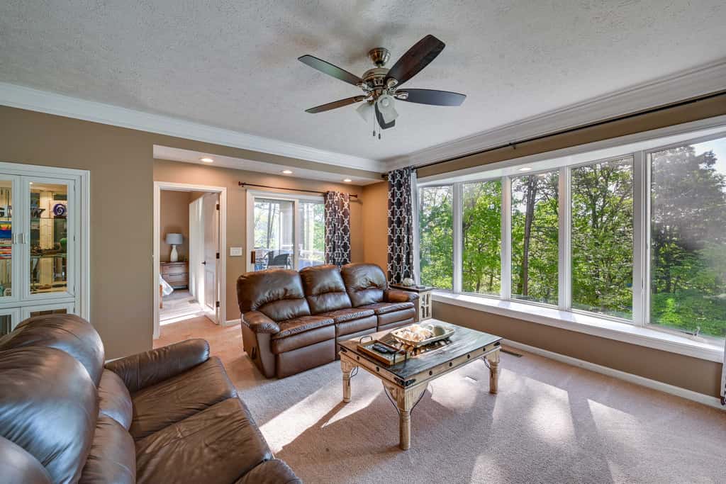 Lake Keowee Condo w/ Balcony & Resort Amenities!