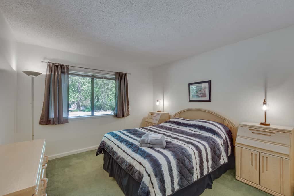 Salem Vacation Rental w/ Lake Keowee Access!
