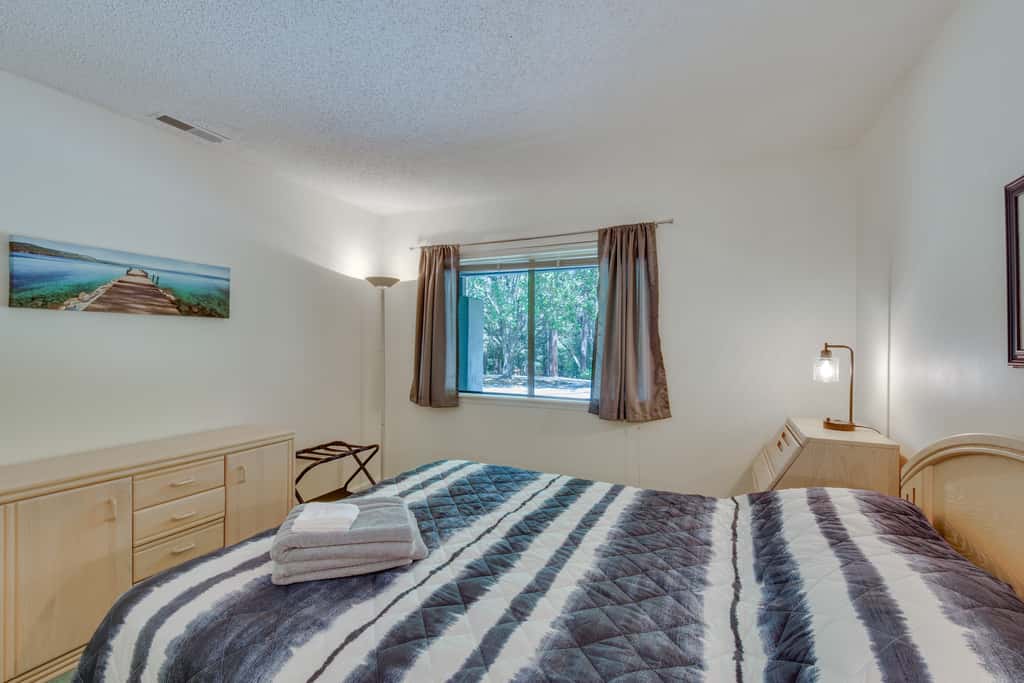 Salem Vacation Rental w/ Lake Keowee Access!