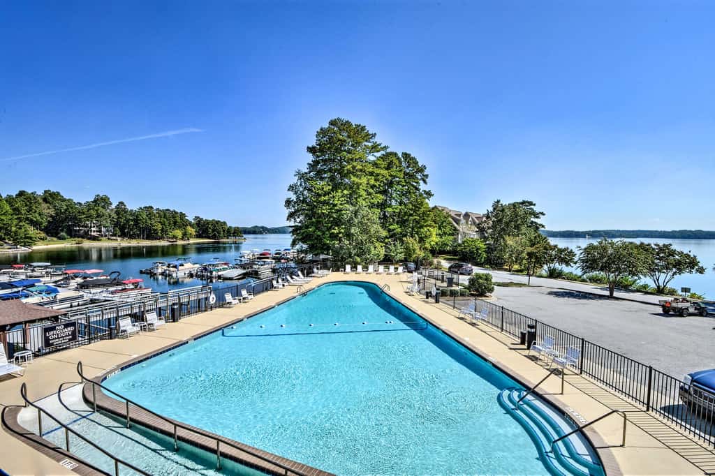 Salem Vacation Rental w/ Lake Keowee Access!
