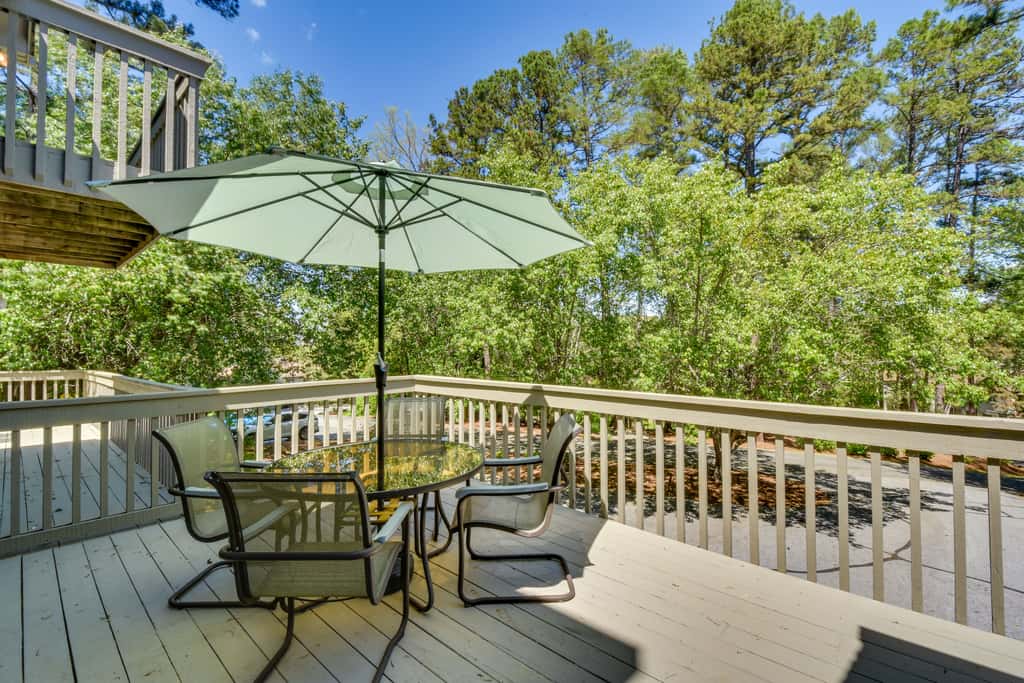 Salem Vacation Rental w/ Lake Keowee Access!