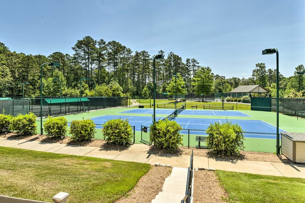 Salem Vacation Rental w/ Lake Keowee Access!