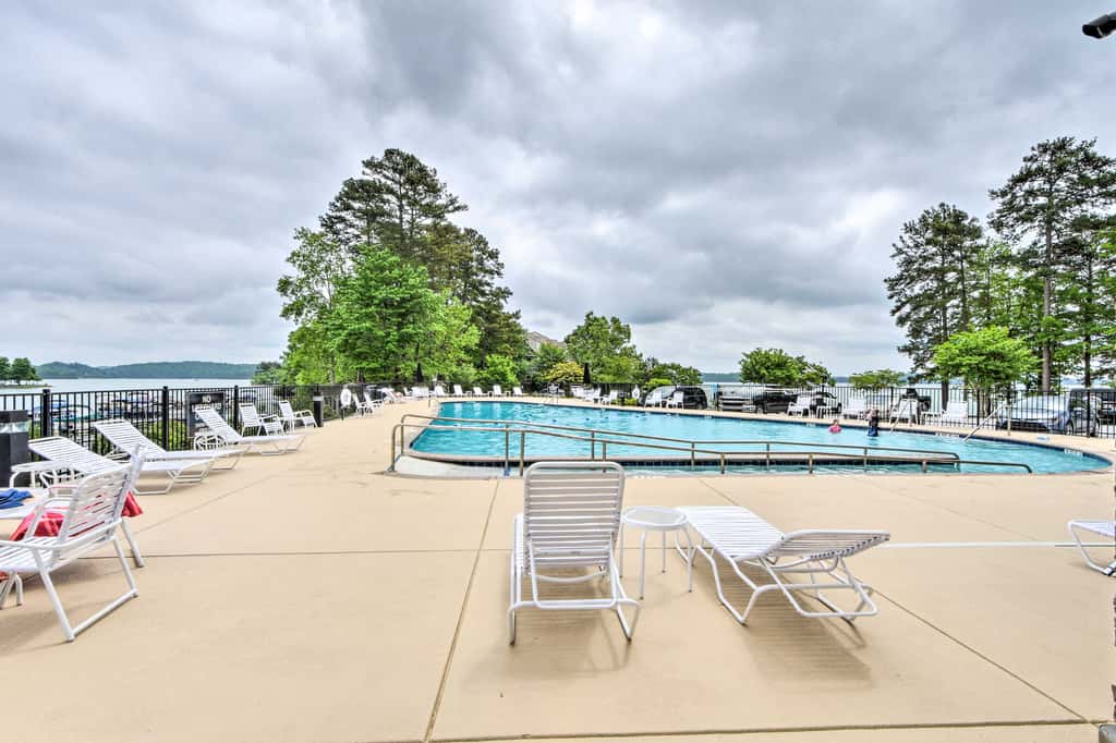 Keowee Key Condo w/ Lake Access!
